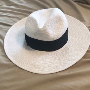 Banana republic sun hat